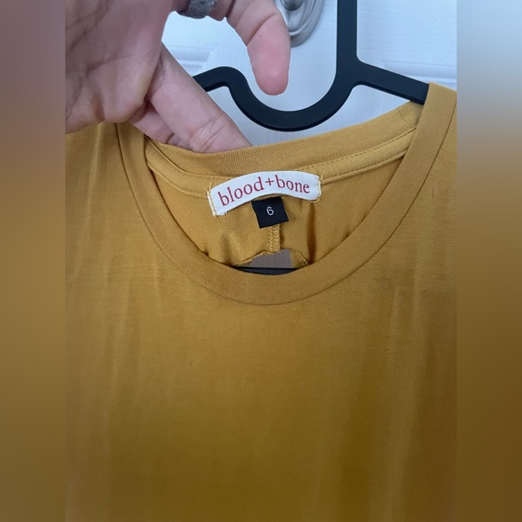 Twisted back yellow dress - Picture 4 of 5